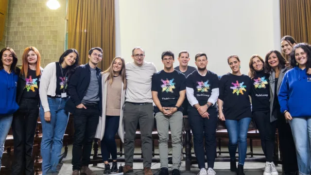 Fitch Ratings y United Way impulsan la formación STEM con sesiones de robótica en el Colegio Padre Marina de Puente de Vallecas