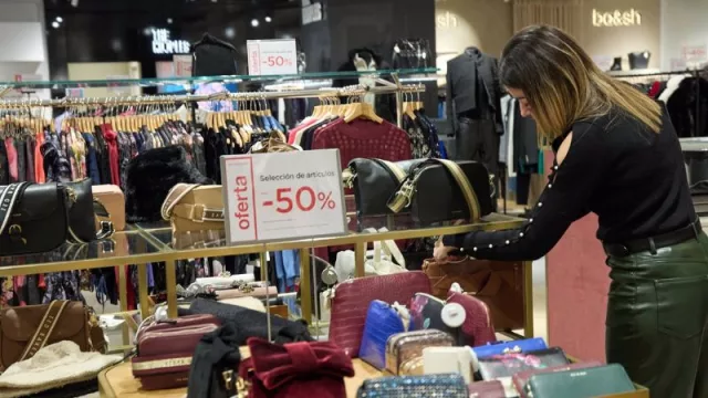 InfoJobs registra más de 9.000 puestos de trabajo en junio en Galicia, con comercial y ventas liderando el empleo