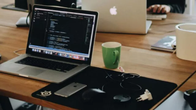 El 74% de las empresas desconoce cómo implementar la IA de forma responsable (estudio de Qlik y Tech Target analiza los retos a los que se enfrentan con esta tecnología)