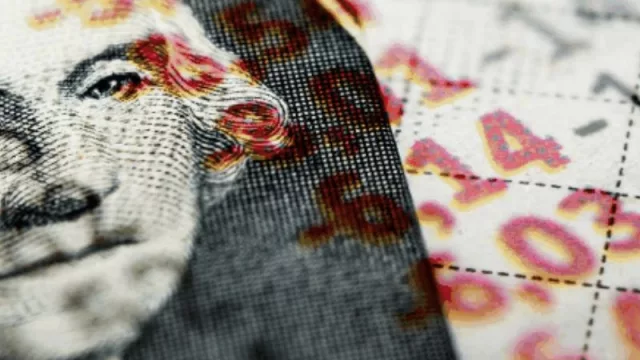 “Las perspectivas de una victoria de Trump en las elecciones americanas están debilitando al dólar”