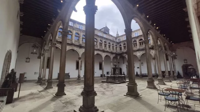 Turespaña adjudica las obras en los paradores de Santiago, Úbeda, La Granja, Ronda y Lorca por 14 millones de euros