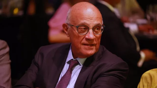 Oliu, presidente de Banco Sabadell, recuerda a sus accionistas que aún deben pronunciarse CNMV, CNMC y Gobierno sobre la OPA