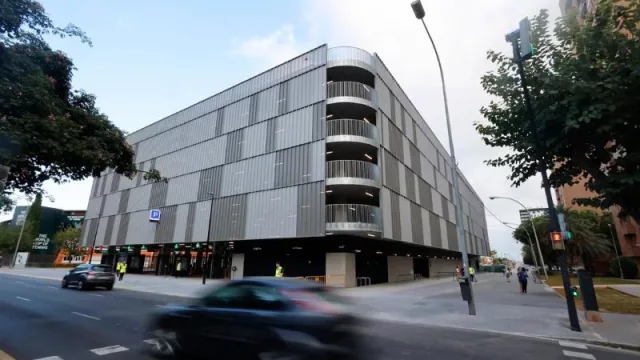 El Roig Arena abre su parking, con una capacidad de más de 1.000 plazas para vehículos (ocupa 32.000 m2 repartidos en ocho plantas, cinco en altura y tres subterráneas)