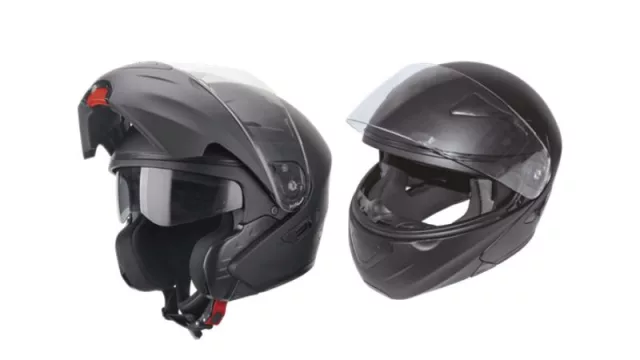 ALDI pone a la venta su casco de moto flip-up por 64,99 euros (estará disponible en todas las sucursales a partir de mañana)