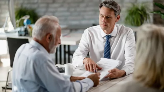 Las donaciones en vida aumentan un 45% en la última década (en 2023 se transmitieron un total de 975.000 vivienda)