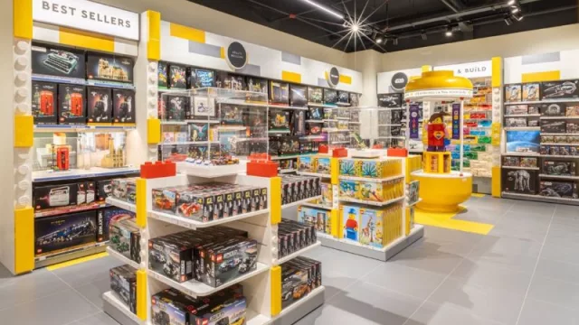 Grupo Lego expande su presencia en España con la apertura de su primera tienda en la Comunidad Valenciana
