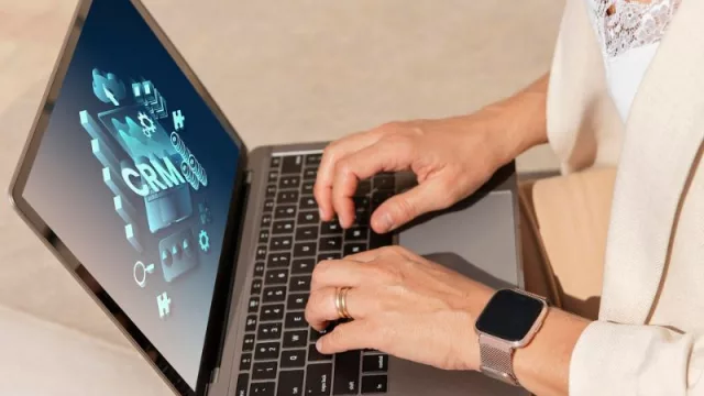 Las pymes que implementaron IA incrementaron su productividad en un 30%