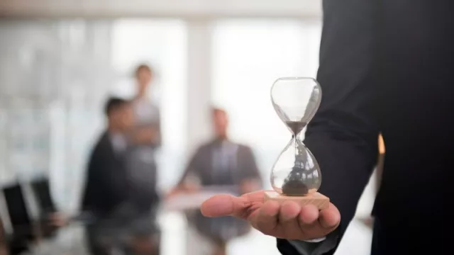 Impacto de la jornada laboral de 37,5 horas en pymes y autónomos: ¿qué cambios se avecinan?