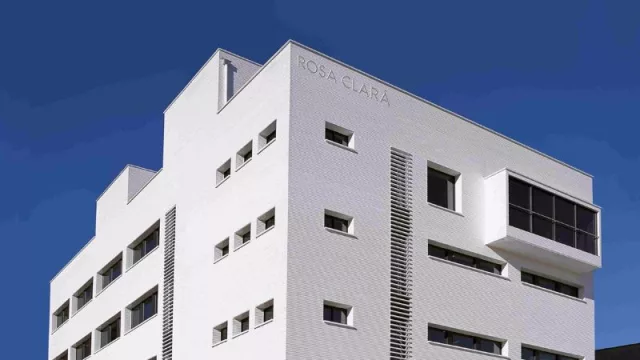 Rosa Clará invierte 20 millones de euros en su nueva sede en L'Hospitalet (Barcelona) (la mayor inversión de su historia), y planea expandirse a Estados Unidos