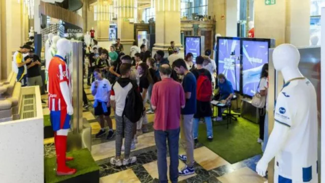 Movistar y  LALIGA llevan su experiencia de fútbol interactiva a 18 ciudades españolas