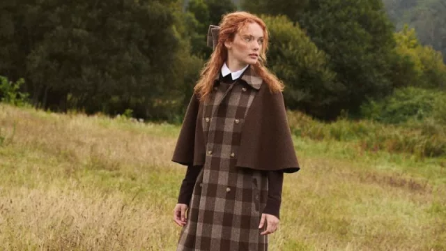 BYAN reinventa la elegancia con el abrigo capa, la pieza clave de su colección "Heritage"