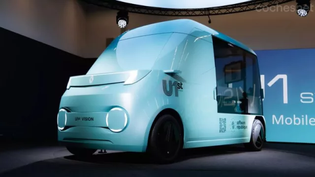 Eviden, Thales y Renault presentan "U1st Vision" (el vehículo sanitario del futuro, que cuenta con un avatar médico basado en IA)