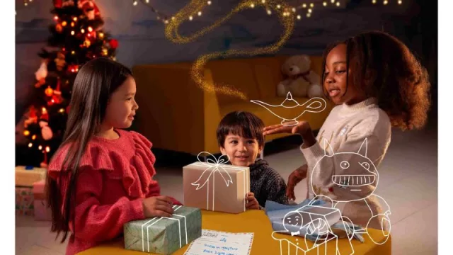 CaixaBank entregará 34.000 regalos a niños en situación de vulnerabilidad a través del programa ‘El Árbol de los Sueños’