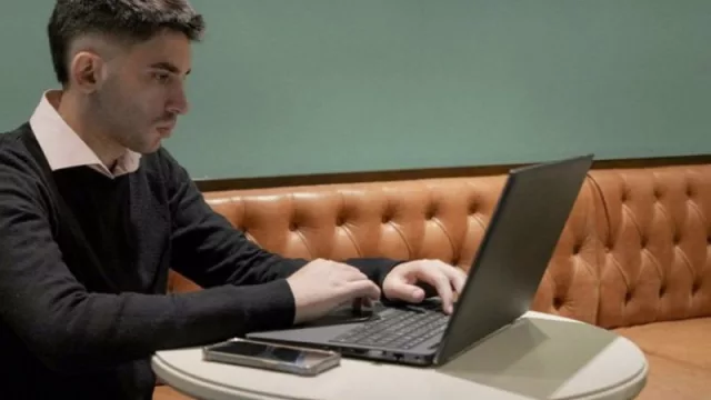 Argentina facilita la emisión de facturas en moneda extranjera