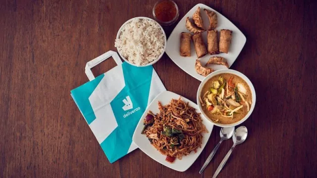 Pedidos de delivery aumentan un 140% en Año Nuevo, con un gasto medio de 35 euros