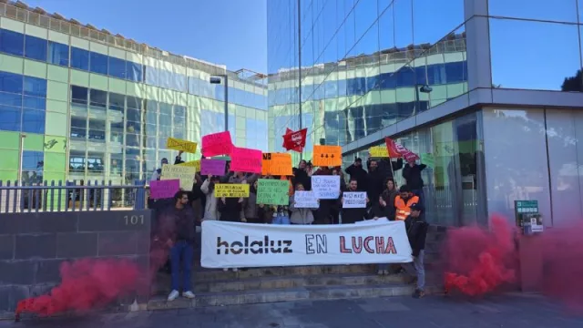 Comité de Holaluz cifra entre el 25% y 50% el seguimiento del primer día de huelga por el fin del teletrabajo