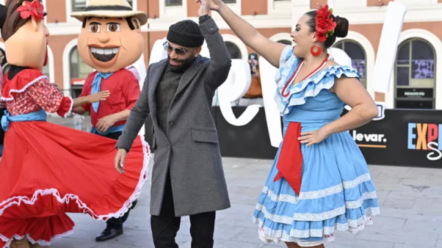 El artista internacional Arcángel presente en Fitur de la mano de San Juan de Puerto Rico para unirse a la campaña “Déjate Llevar”