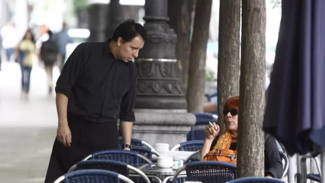 La hostelería señala que la reducción de la jornada aumentará en 2.538 millones en los gastos del sector