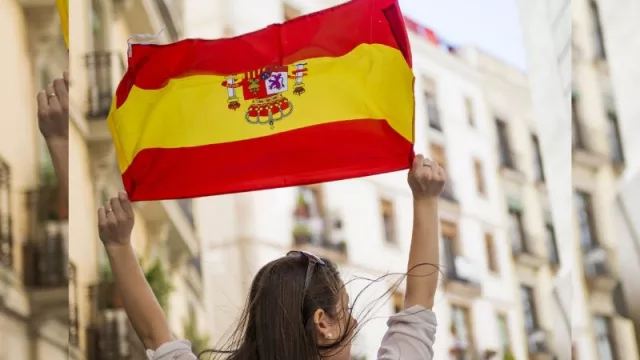 Nueva reforma de la Ley de Extranjería en España: cambios clave desde mayo de 2025
