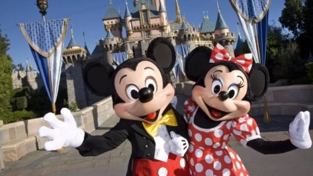 Civitatis se asocia con Disneyland Paris y para vender entradas del parque