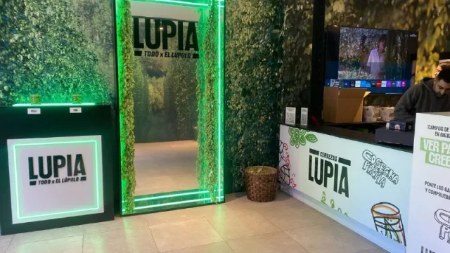 Lupia (Hijos de Rivera) abre una 'pop-up' experiencial para trasladar la esencia del lúpulo gallego a Madrid