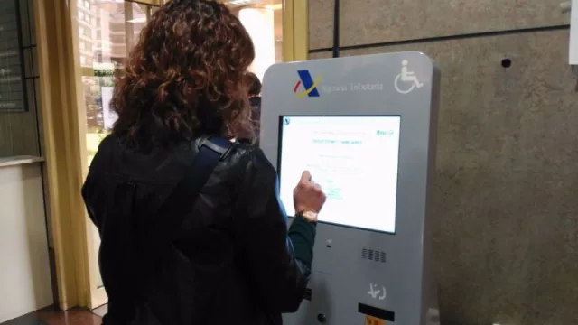 Pago por bizum, ayudas por la DANA y devolución a mutualistas, grandes novedades de la Campaña de la Renta