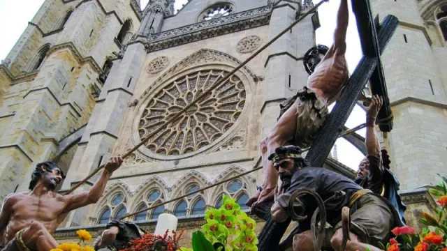 Sube un 15,6% el precio del alojamiento turístico en los destinos españoles más populares por Semana Santa