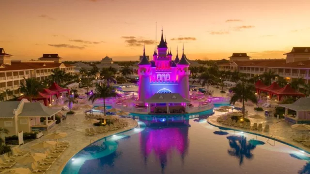 Soltour convierte el regalo de comunión en una experiencia que deja huella con su tarjeta ‘Solgift’