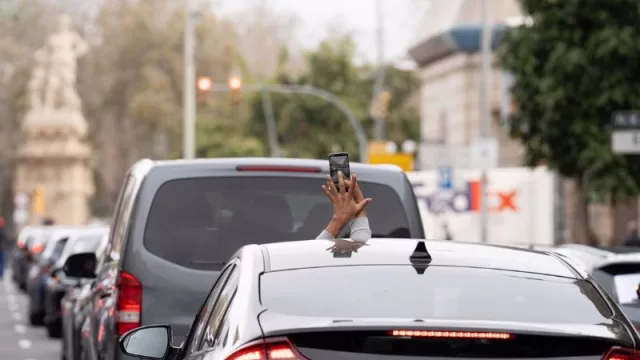 Cabify critica la "intimidación" de los taxistas por su presencia en el Aeropuerto de Barcelona