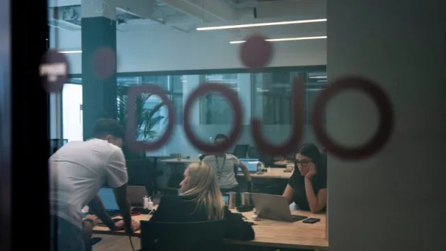 Dojo lanza una nueva oferta laboral con más de 100 plazas de Payment Consultant en España