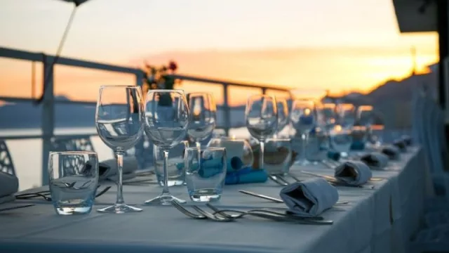 ¿Qué razones llevan a los españoles a hacer un no-show en un restaurante?