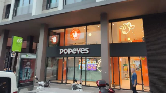 Popeyes® refuerza su presencia en Barcelona con dos nuevos restaurantes en Passeig de Sant Joan y Vía Augusta