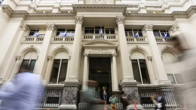 El Banco Central de Argentina acuerda un préstamo de 2.567 millones de euros con bancos internacionales
