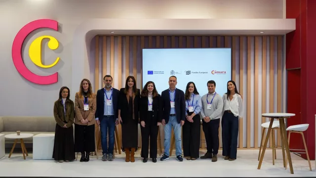 Cámara de España y TikTok firman un acuerdo para impulsar las competencias digitales y las startups