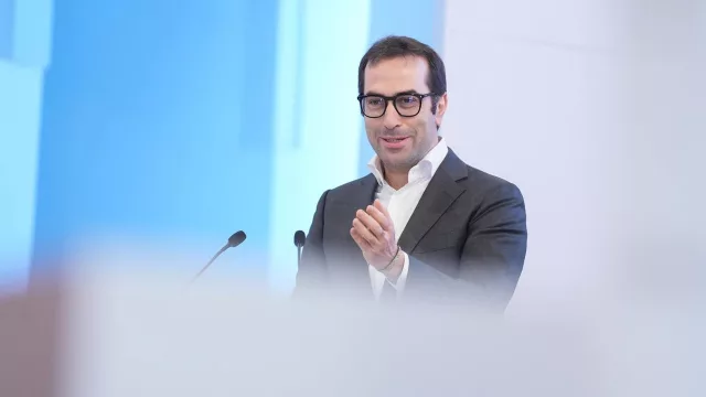 Sánchez nombra a Carlos Cuerpo vicepresidente primero y a Arcadi España nuevo ministro de Hacienda