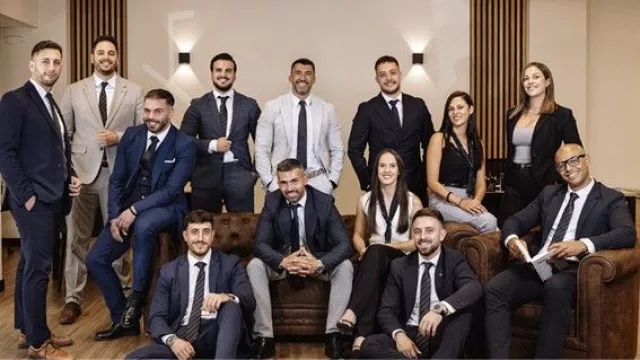 Hogares Group une la venta de la vivienda y el apoyo al fútbol de los hijos en una iniciativa pionera