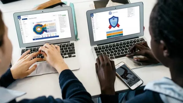 La universidad reinventa sus aulas: cómo evaluar a los estudiantes en la era de la inteligencia artificial