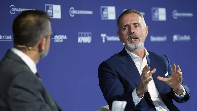 Telefónica busca copatrocinador o comprador para el Movistar Team ante un posible recorte de fondos
