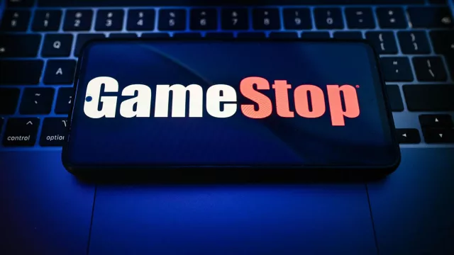 El CEO de GameStop sostiene que se hará con eBay "de una forma o de otra"