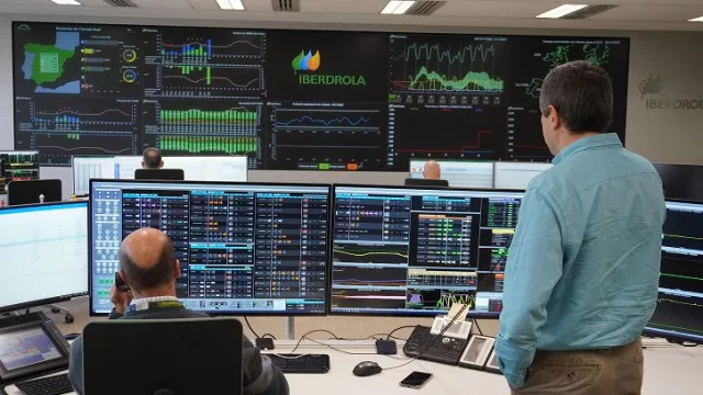 Iberdrola integra inteligencia artificial y talento humano en más de 450 proyectos para impulsar la electrificación y mejorar sus operaciones
