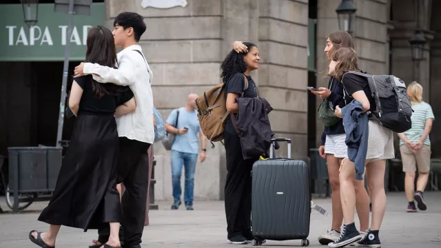 Madrid, Barcelona y Sevilla, entre los destinos preferidos este verano, según el comparador Check24