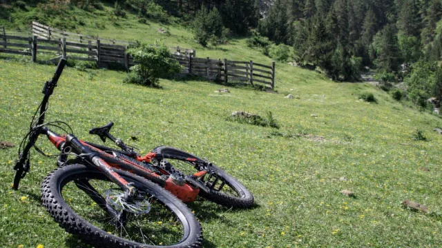 Llívia se consolida como uno de los grandes puntos de partida para descubrir la Cerdanya sobre dos ruedas