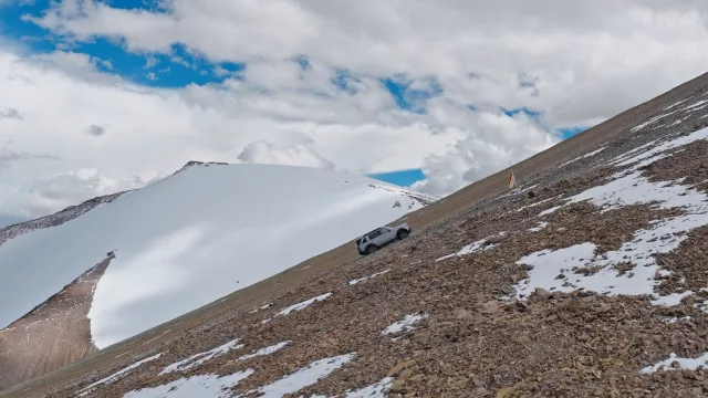 De las pruebas en China a Abu Dabi: el FREELANDER 8 cobra impulso de cara al lanzamiento mundial de la marca