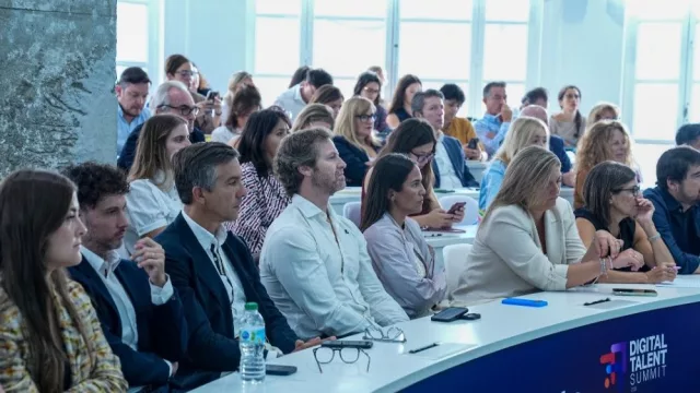La IA estrecha la puerta de entrada al empleo: el 51% prevé menos oportunidades para los perfiles junior