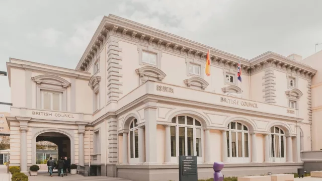 Abanca compra la sede del British Council para convertirla en su edificio insignia en Madrid