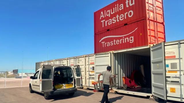 Trastering abre en Fuenlabrada un centro de alquiler de almacenes, alternativa a alquilar una nave entera