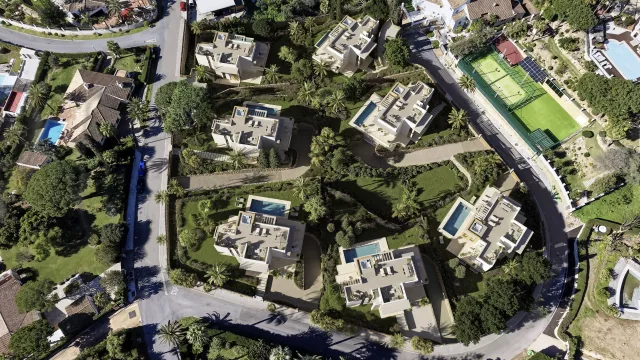IQUO lanza Dream Hacienda Las Chapas, siete villas de autor en el Este de Marbella