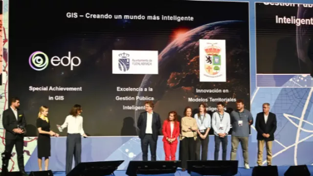 Esri España presenta un agente de IA geoespacial y premia a EDP, Fuenlabrada y San Bartolomé de Tirajana