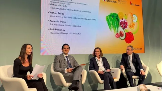Ecuador lleva su liderazgo bananero más allá de las cifras: avances en sostenibilidad, impacto social e innovación marcan el futuro del sector