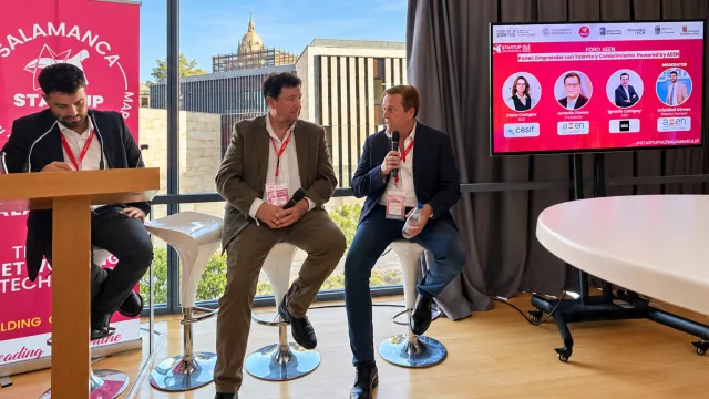 Ignacio Campoy reivindica el talento y el liderazgo humanista como motores del emprendimiento en Startup OLÉ Salamanca 2026